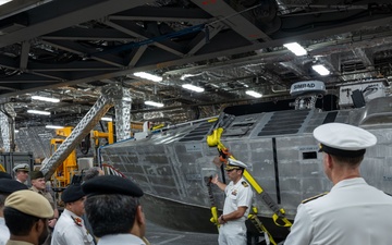 USS Canberra Arrives in Bahrain