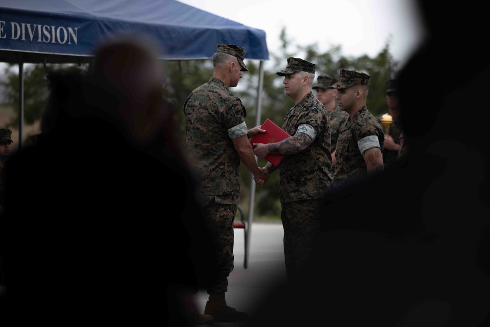 1st MARDIV holds quarterly colors ceremony