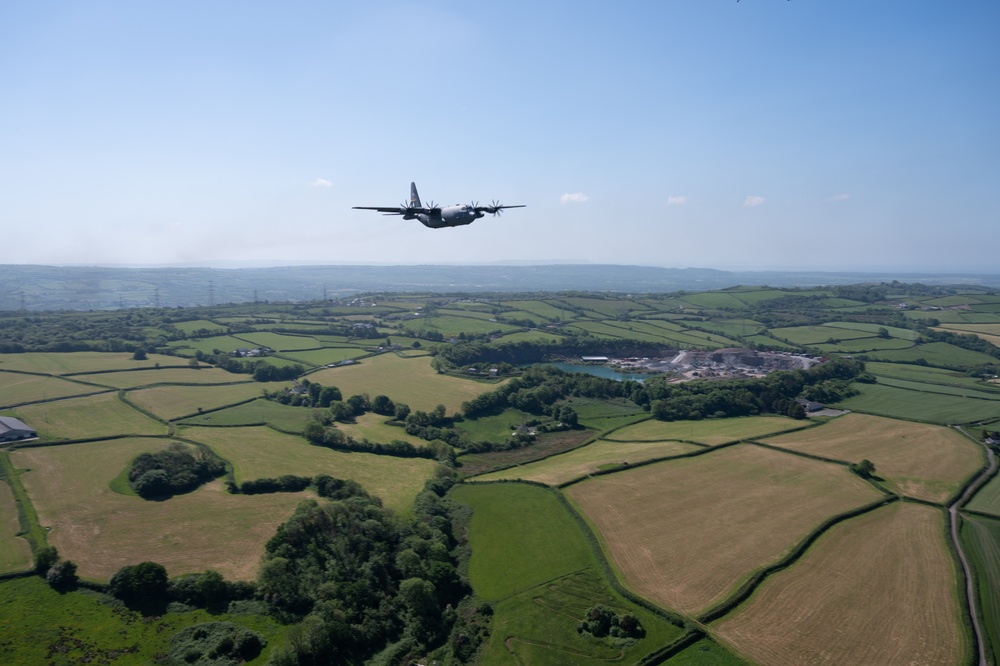 94th Airlift Wing sharpens readiness over unfamiliar, congested airspace