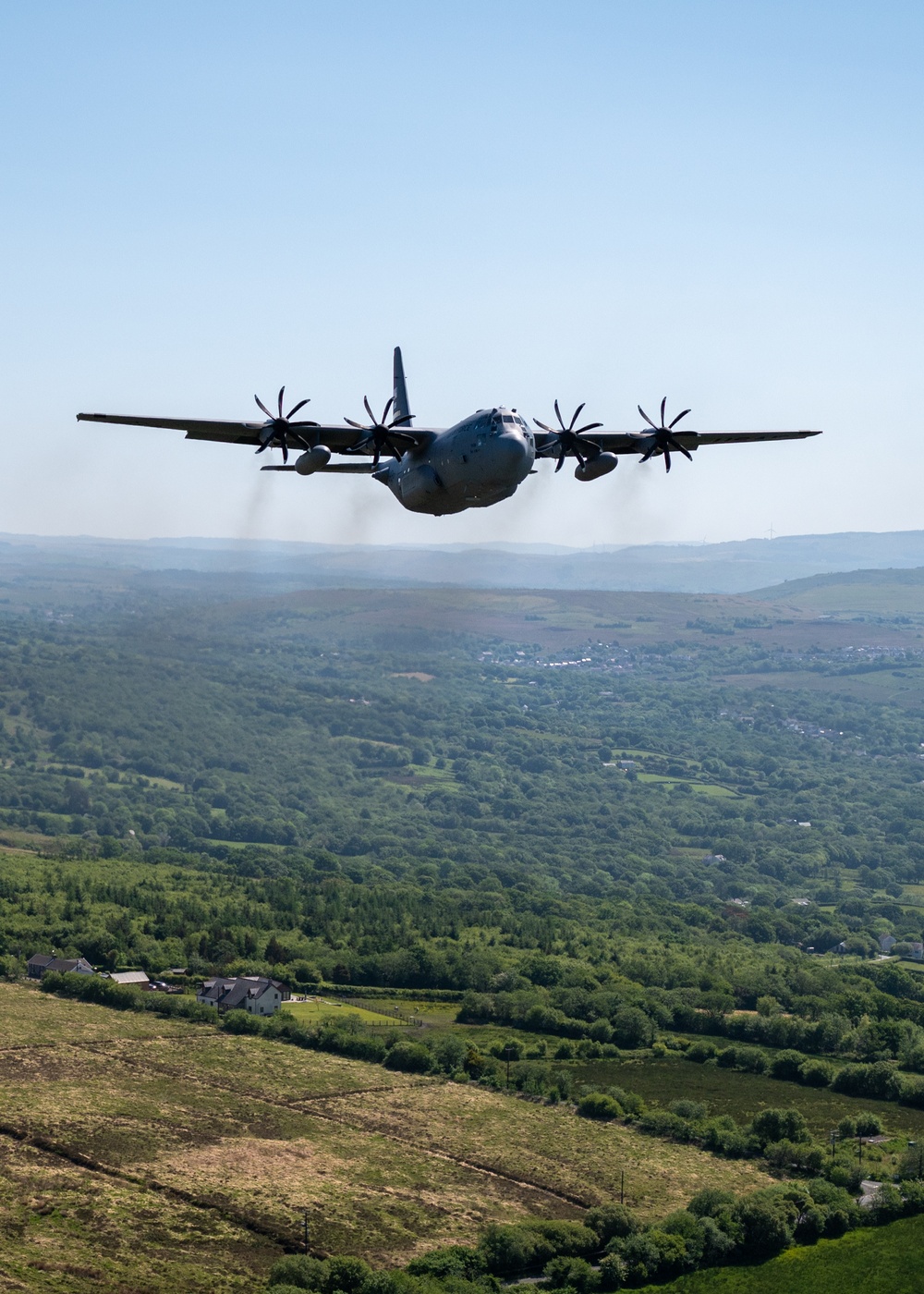 94th Airlift Wing sharpens readiness over unfamiliar, congested airspace