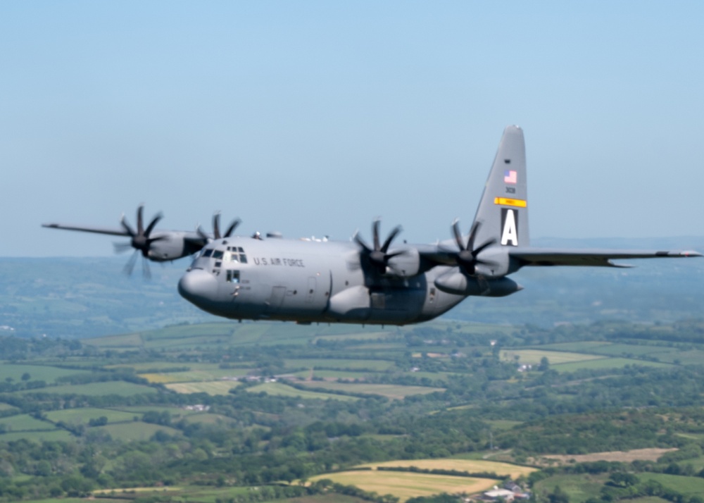 94th Airlift Wing sharpens readiness over unfamiliar, congested airspace