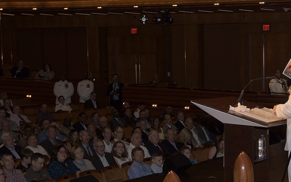 Capt. Robert Betts Assumes Command of NAWCTSD, Capt. Jerin “Tim” James Retires