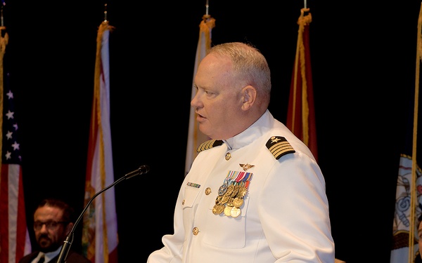 Capt. Robert Betts Assumes Command of NAWCTSD, Capt. Jerin “Tim” James Retires