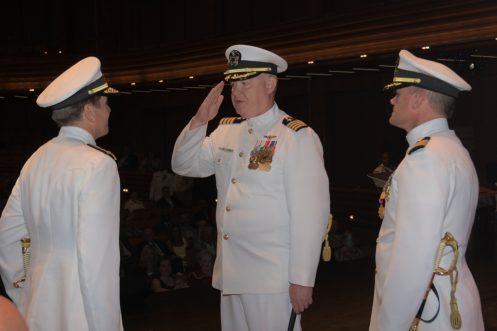 Capt. Robert Betts Assumes Command of NAWCTSD, Capt. Jerin “Tim” James Retires