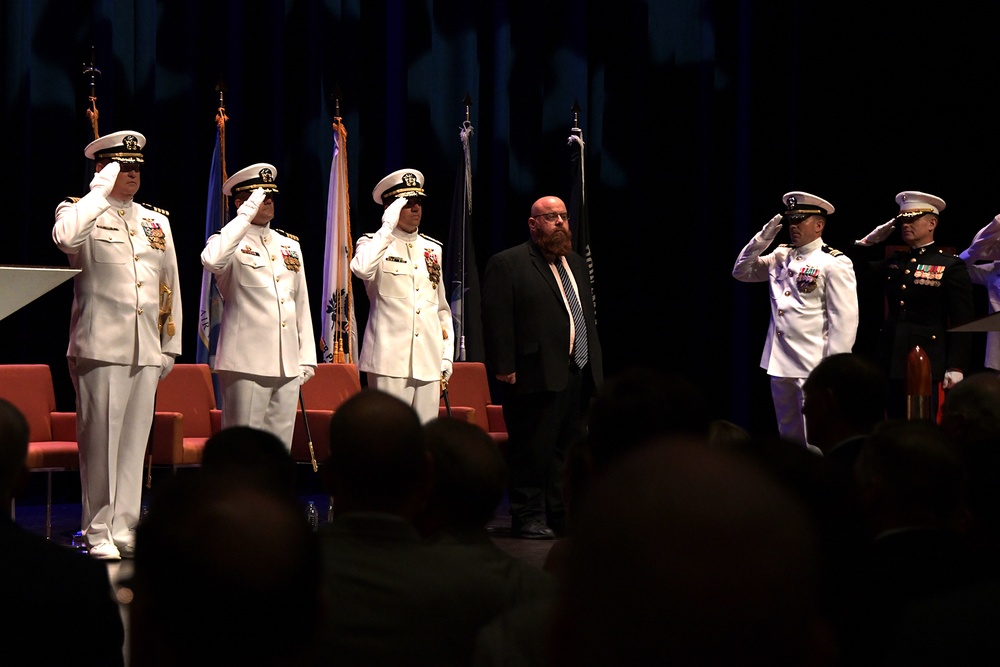 Capt. Robert Betts Assumes Command of NAWCTSD, Capt. Jerin “Tim” James Retires