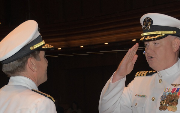 Capt. Robert Betts Assumes Command of NAWCTSD, Capt. Jerin “Tim” James Retires