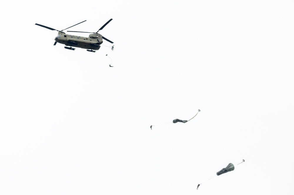For the Fallen 77: U.S. Army conducts jumps in honor of fellow paratroopers