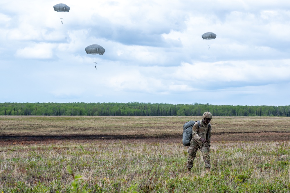 For the Fallen 77: U.S. Army conducts jumps in honor of fellow paratroopers
