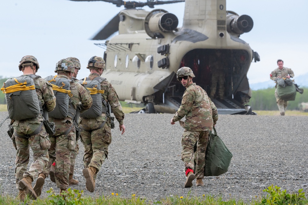 For the Fallen 77: U.S. Army conducts jumps in honor of fellow paratroopers