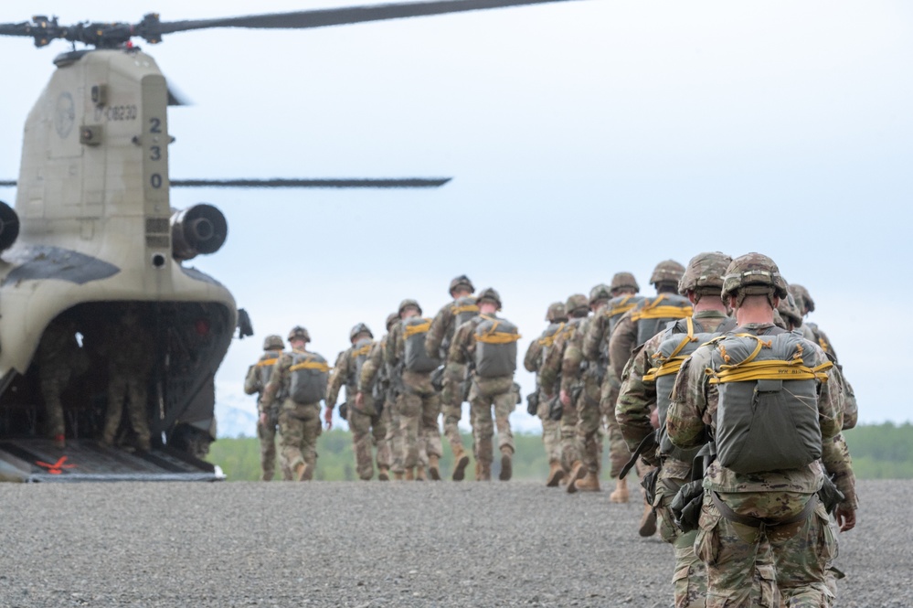 For the Fallen 77: U.S. Army conducts jumps in honor of fellow paratroopers