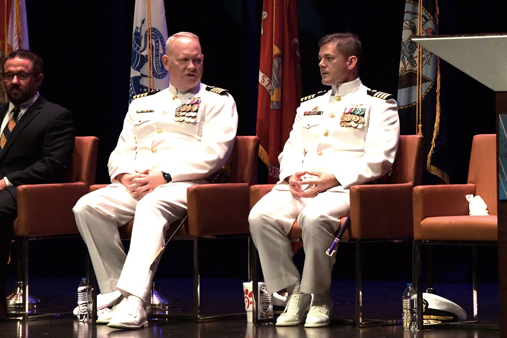 Capt. Robert Betts Assumes Command of NAWCTSD, Capt. Jerin “Tim” James Retires