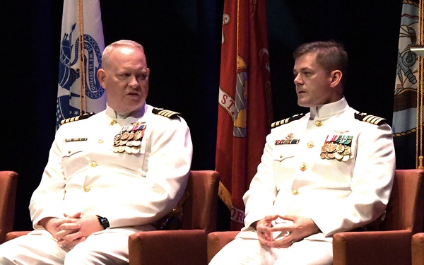 Capt. Robert Betts Assumes Command of NAWCTSD, Capt. Jerin “Tim” James Retires