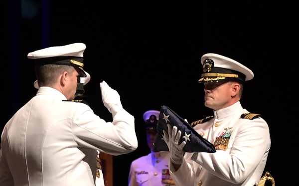 Capt. Robert Betts Assumes Command of NAWCTSD, Capt. Jerin “Tim” James Retires