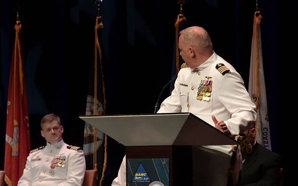 Capt. Robert Betts Assumes Command of NAWCTSD, Capt. Jerin “Tim” James Retires