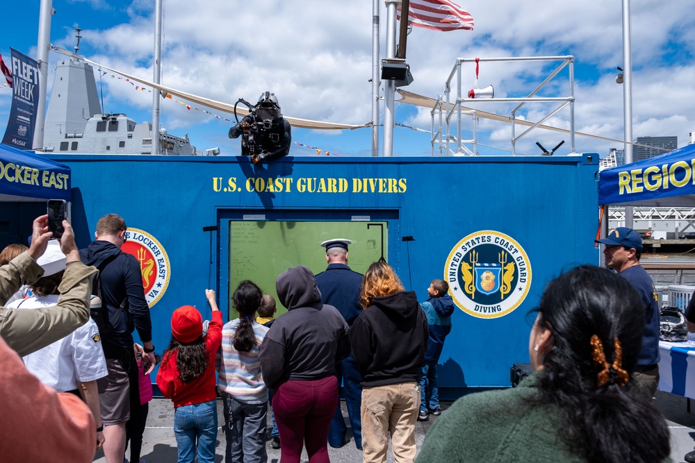 Coast Guard Recruiters, Atlantic Strike Team, and Divers Engage with Public During Fleet Week New York 2025