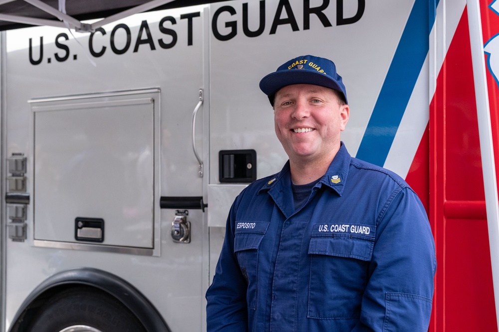 Coast Guard Recruiters, Atlantic Strike Team, and Divers Engage with Public During Fleet Week New York 2025