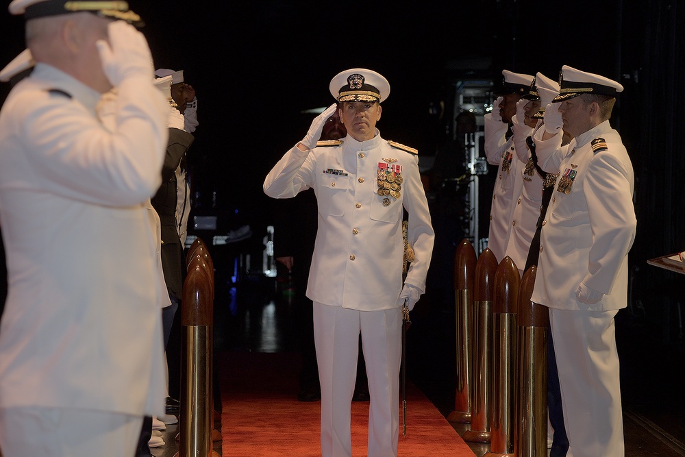 Capt. Robert Betts Assumes Command of NAWCTSD, Capt. Jerin “Tim” James Retires