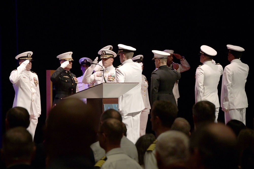 Capt. Robert Betts Assumes Command of NAWCTSD, Capt. Jerin “Tim” James Retires