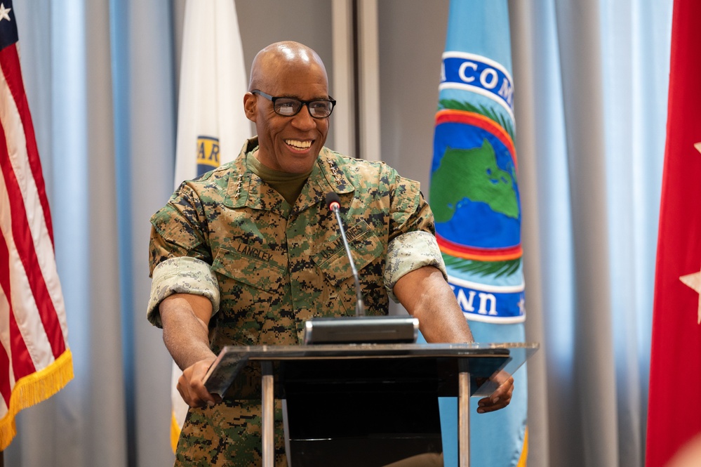 U.S. Africa Command Commander meets with National Guard Leaders at African Chiefs of Defense Conference 2025