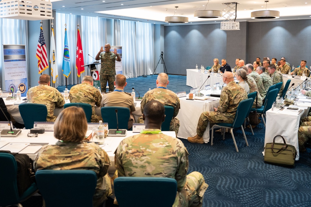 U.S. Africa Command Commander meets with National Guard Leaders at African Chiefs of Defense Conference 2025