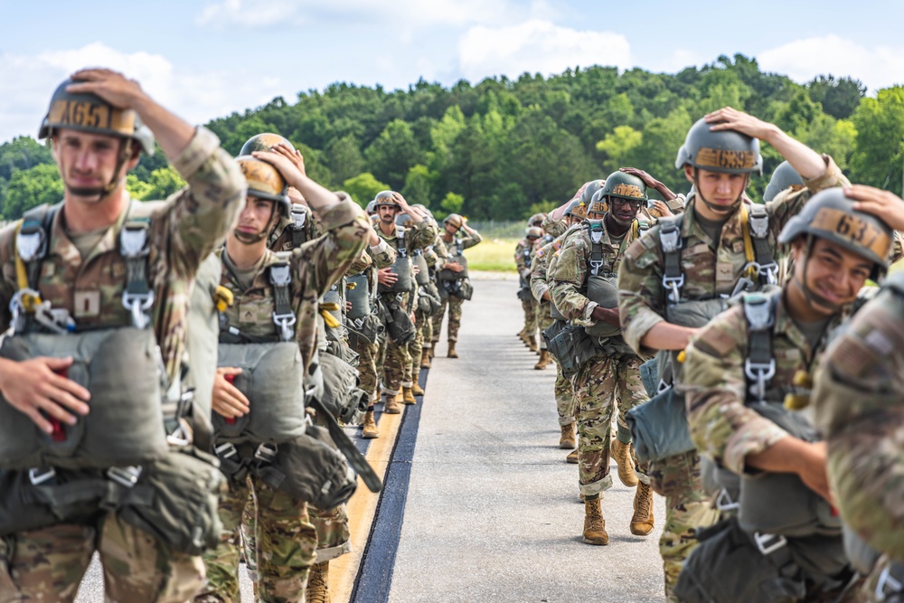 Basic Airborne Course Jump Week