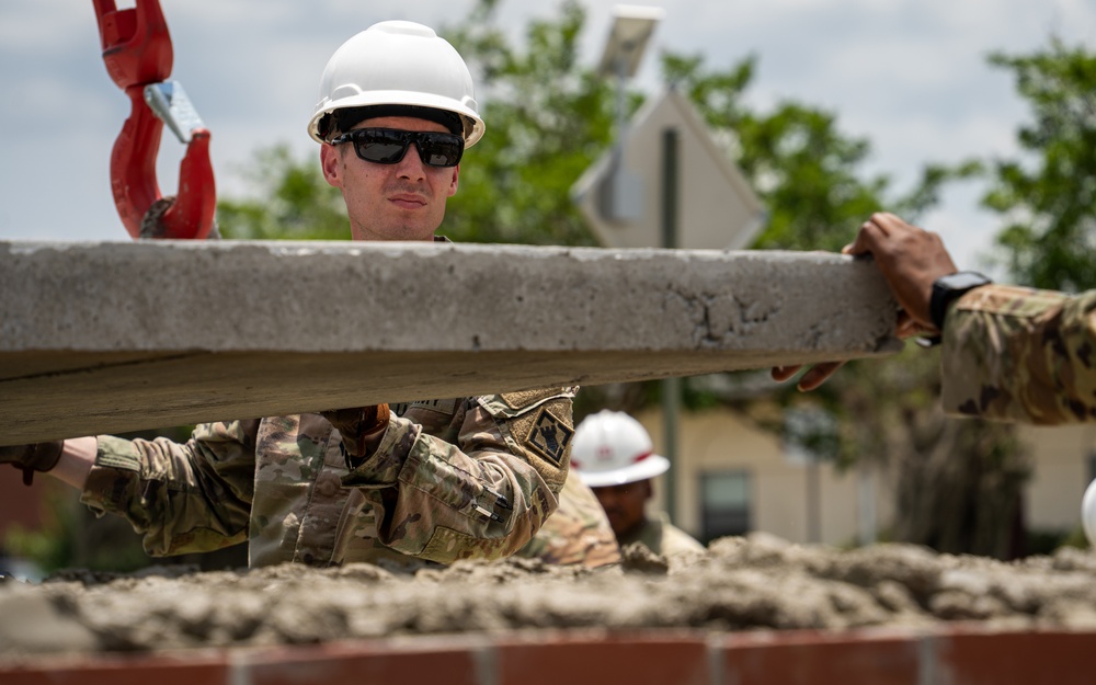 3rd ID 92nd Engineer Battalion Prepare Site for New Rocky the Bulldog Statue