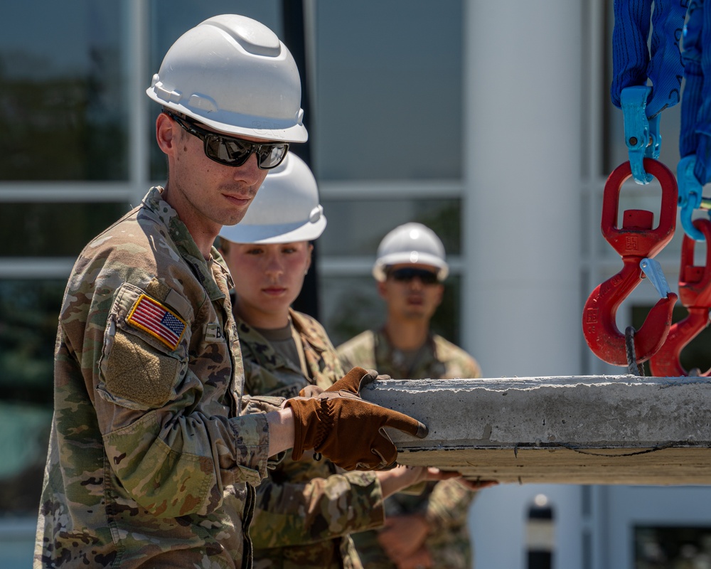 3rd ID 92nd Engineer Battalion Prepare Site for New Rocky the Bulldog Statue