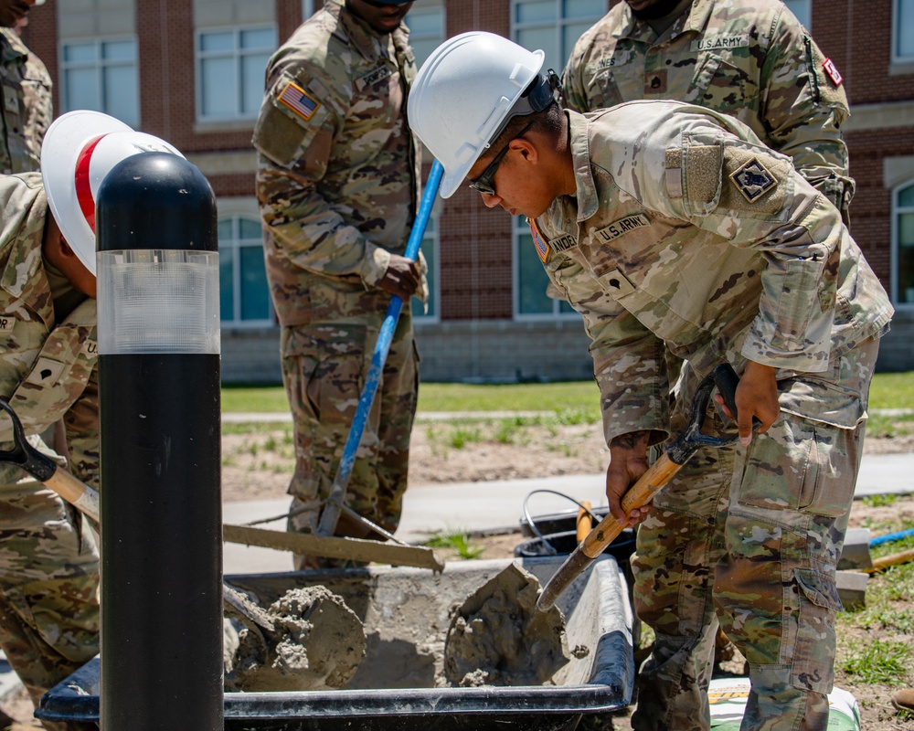 3rd ID 92nd Engineer Battalion Prepare Site for New Rocky the Bulldog Statue