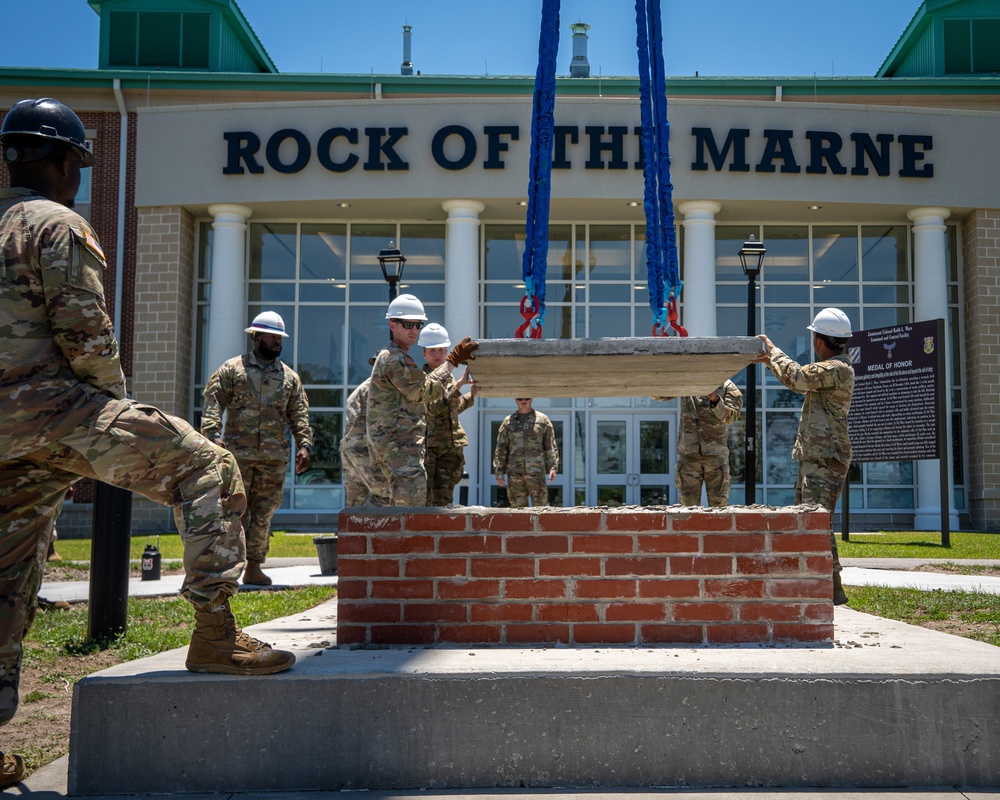 3rd ID 92nd Engineer Battalion Prepare Site for New Rocky the Bulldog Statue