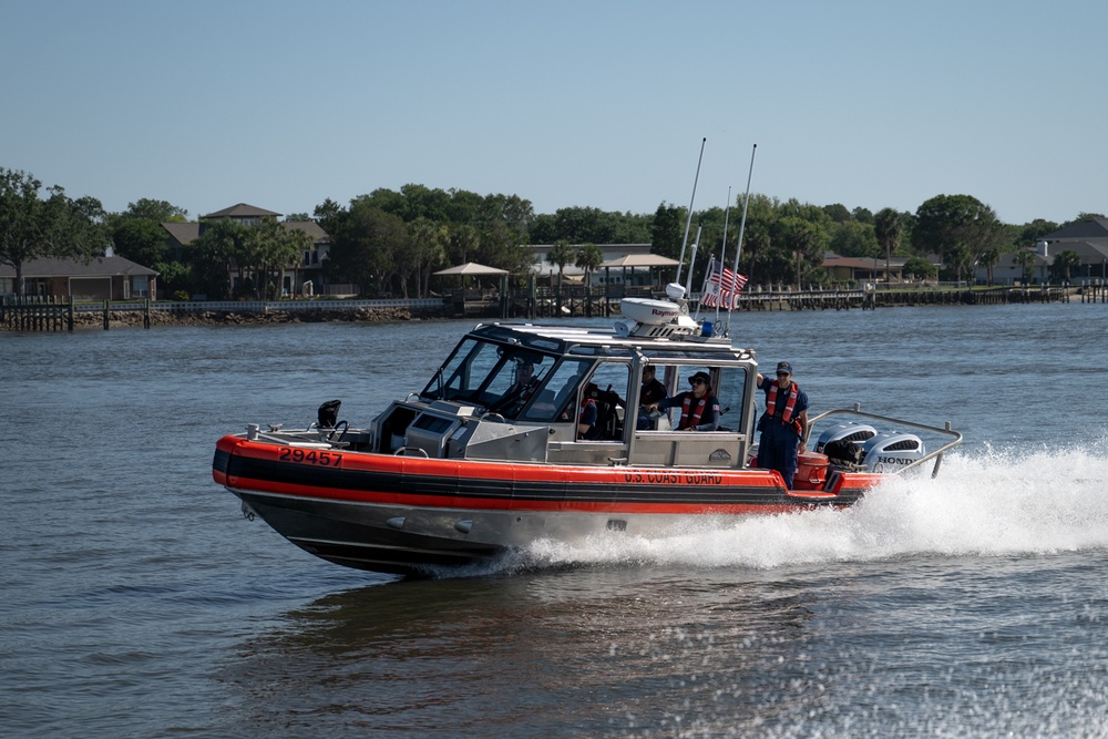 Coast Guard promotes boating safety ahead of Memorial Day weekend