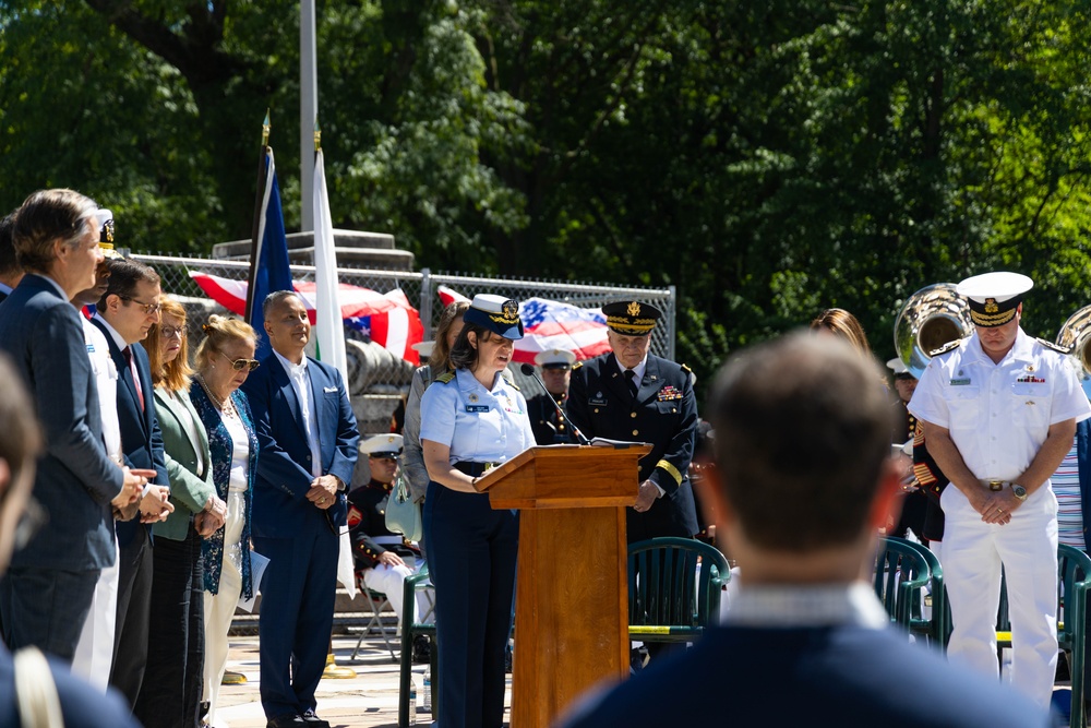 Fleet Week New York 2025: Memorial Day Ceremony at the Soldiers and Sailors Monument