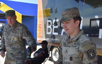 Army Recruiters Tell Their Army Stories during Armed Forces Weekend