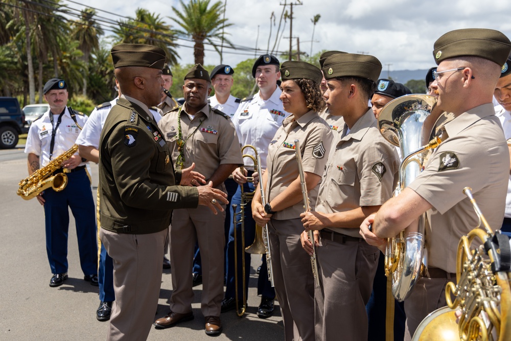 Haleiwa Memorial Day Remembrance welcomes USARPAC Commander as Keynote Speaker