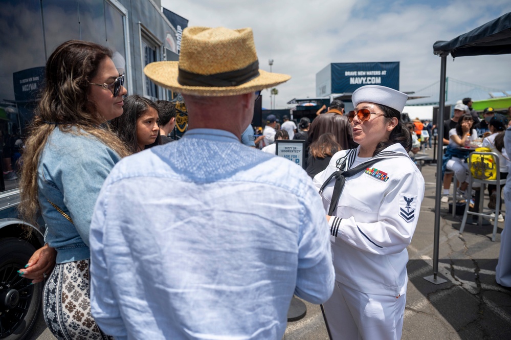Recruiters arrive at Fleet Week L.A.