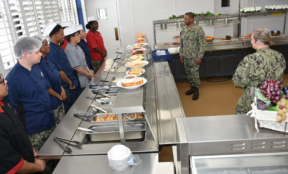 Navy Food Management Team Hosts Watch Captain Seminar