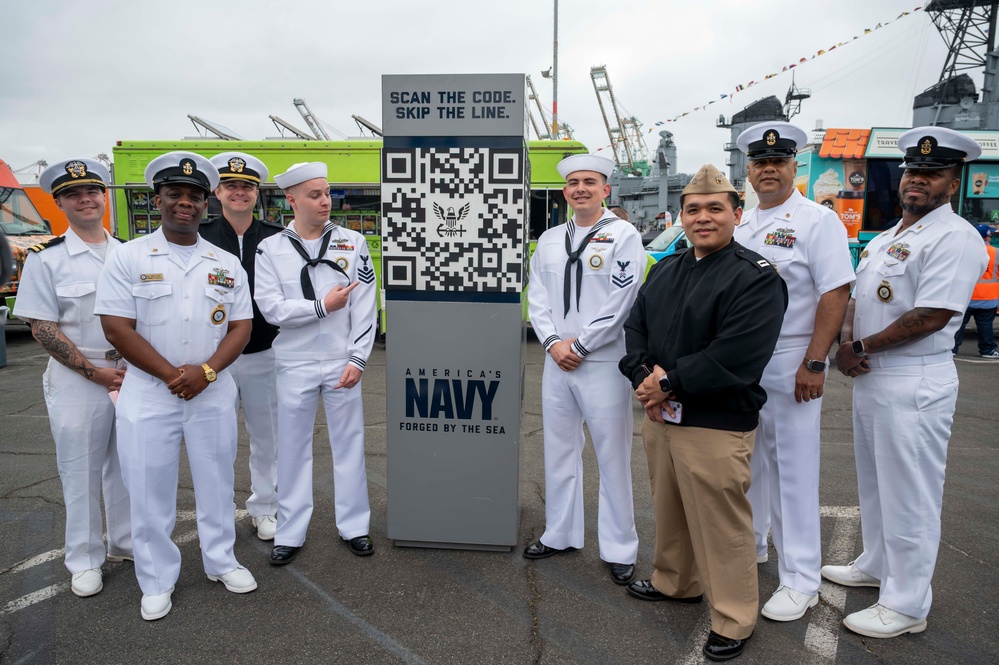 Recruiters arrive at Fleet Week L.A.