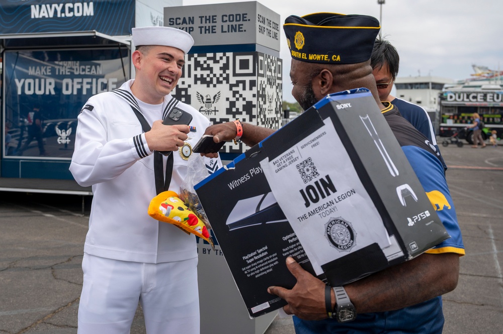 Recruiters arrive at Fleet Week L.A.