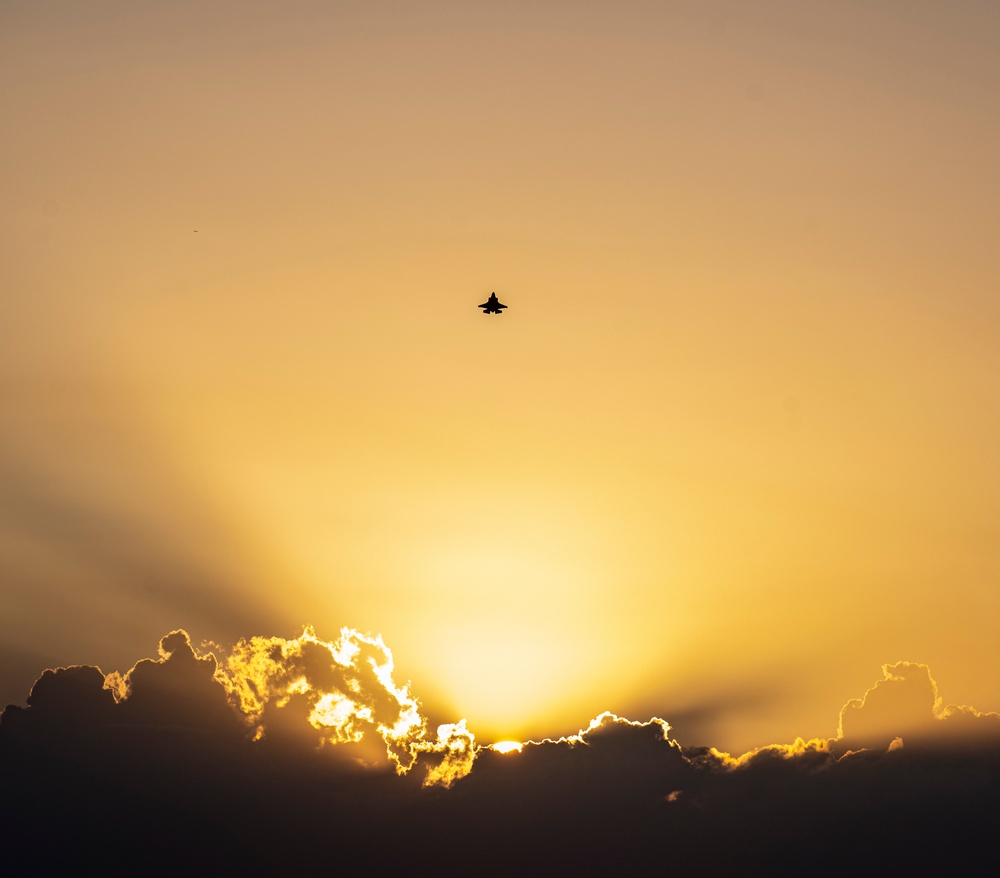 F-35 Lightning II Demo Team at Sun N Fun