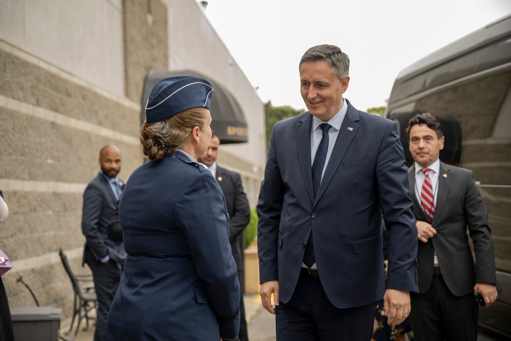 International dignitaries, leaders commemorate Dayton Peace Accords