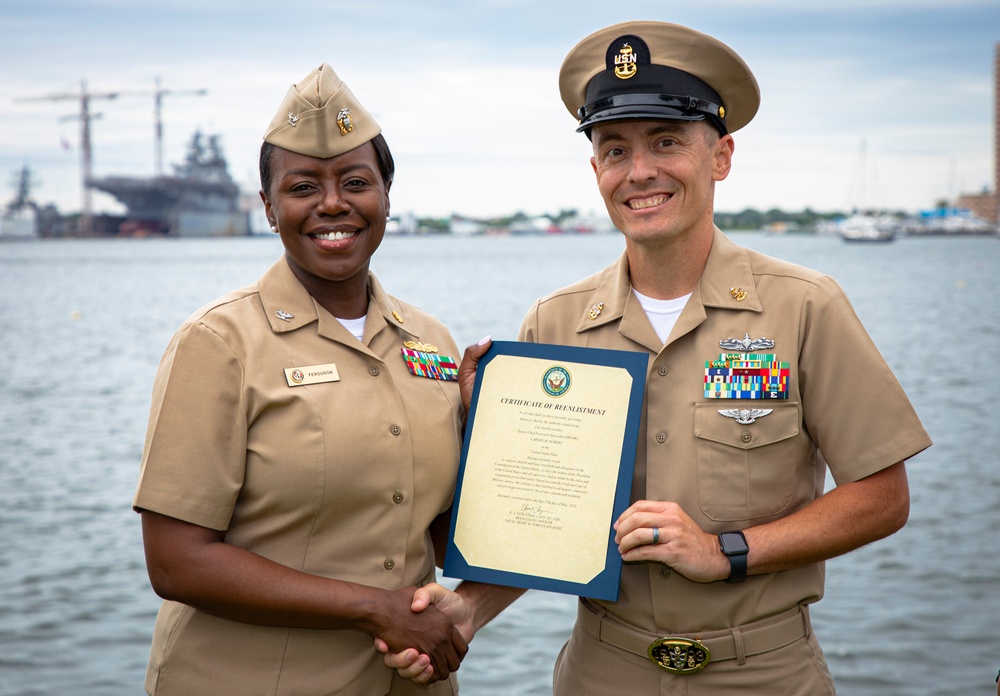 Naval Medical Forces Atlantic Personnel Specialist Selected for Advancement to Master Chief Reenlists