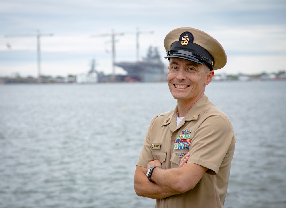 Naval Medical Forces Atlantic Personnel Specialist Selected for Advancement to Master Chief Reenlists