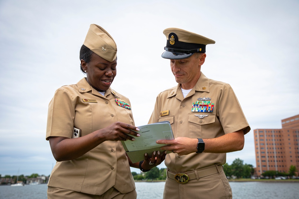 Naval Medical Forces Atlantic Personnel Specialist Selected for Advancement to Master Chief Reenlists