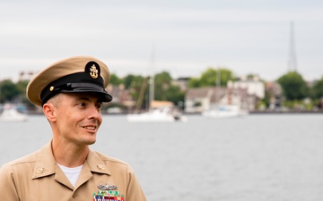 Naval Medical Forces Atlantic Personnel Specialist Selected for Advancement to Master Chief Reenlists