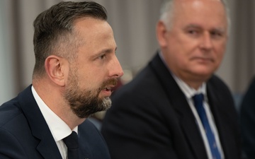 SD hosts Polish Deputy Prime Minister at Pentagon
