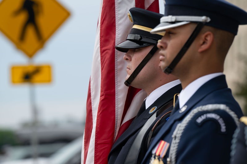 SD hosts Polish Deputy Prime Minister at Pentagon