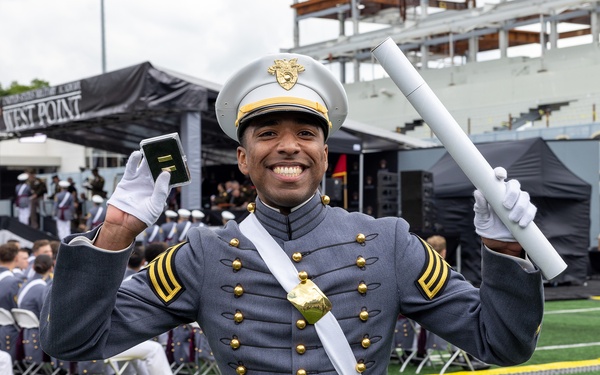 U.S. Military Academy Class of 2025 thrives on its way to earning diplomas, commissions