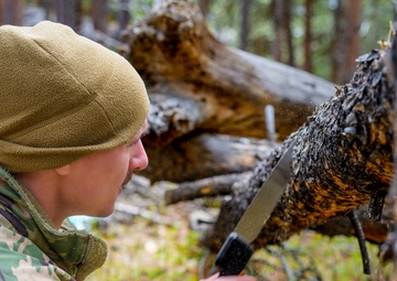Wyoming Cowboy Aviation Task Force conduct SERE training