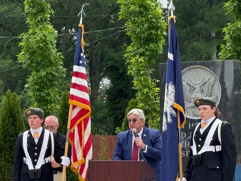 Laurens County Honors the Fallen on Memorial Day
