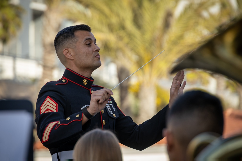 1st Marine Division Band performs at Junior Seau Amphitheater