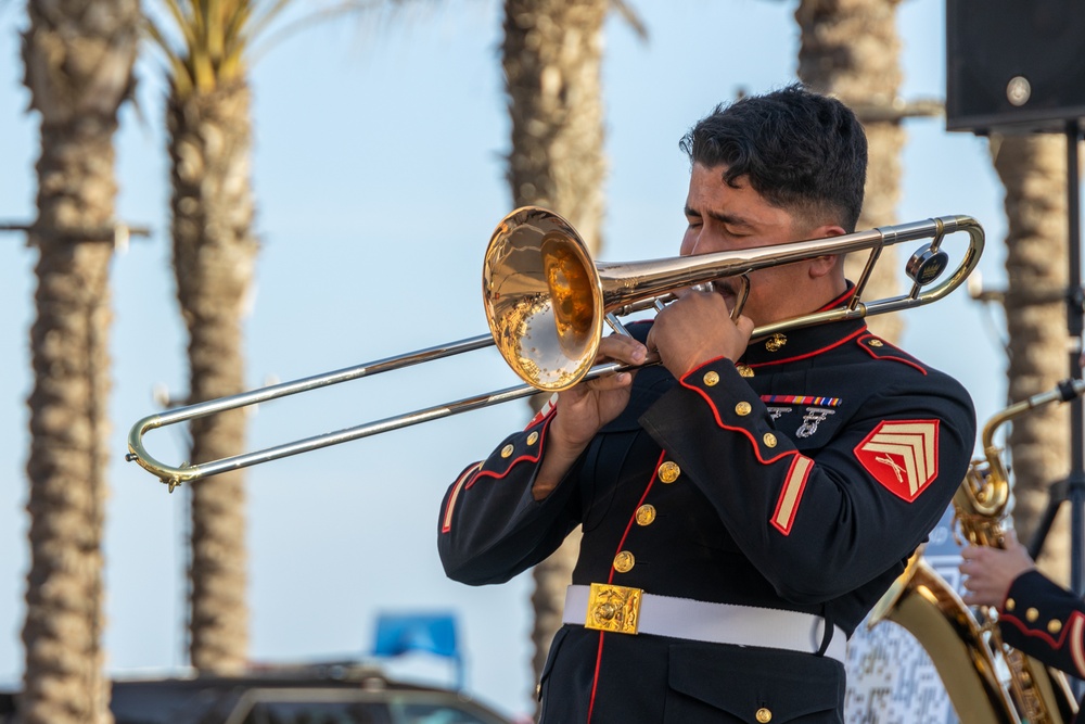 1st Marine Division Band performs at Junior Seau Amphitheater